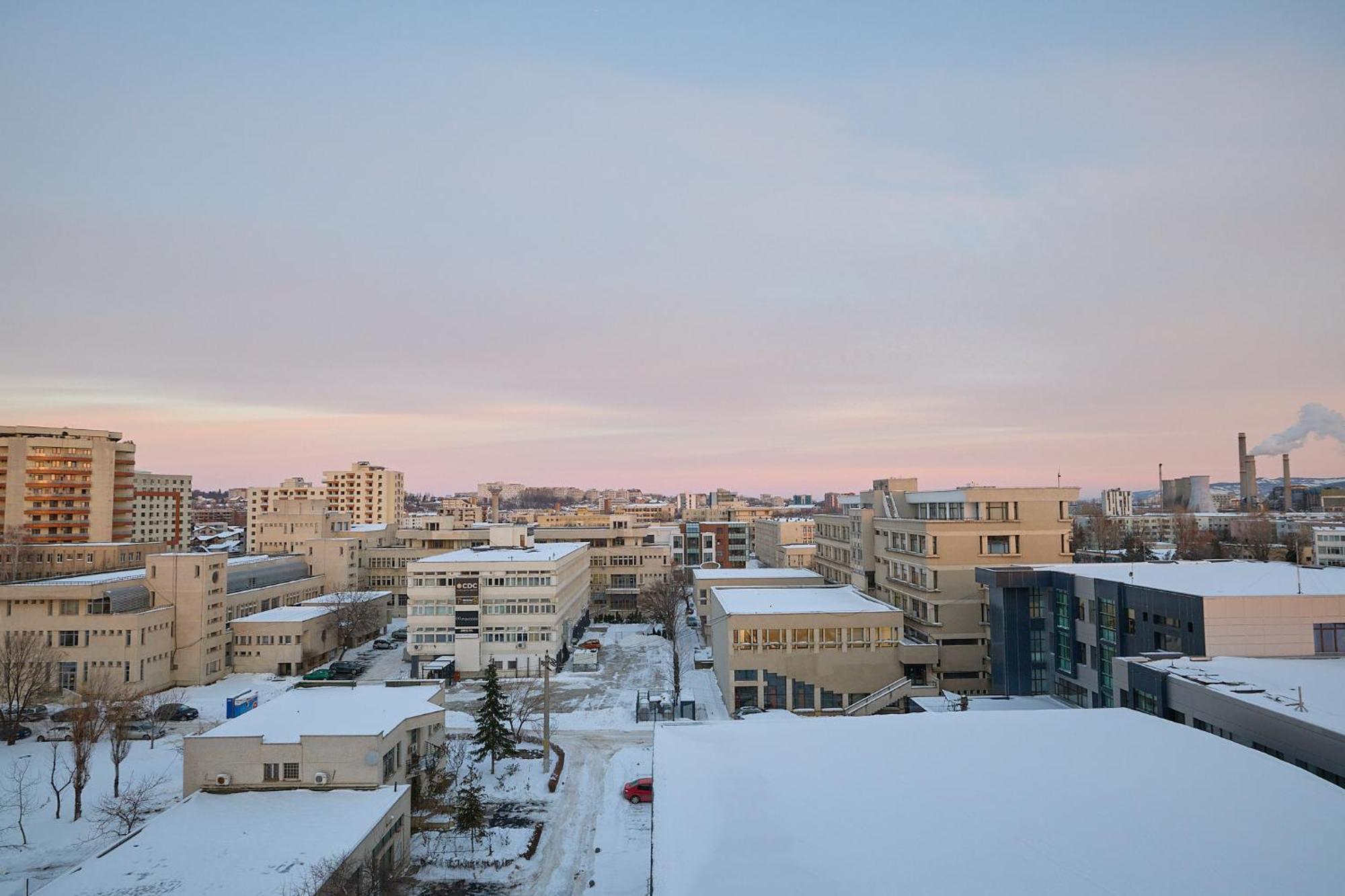 Cozy Collection Apartments At Palas Mall Iasi Exterior photo